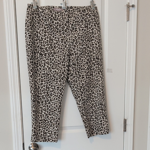 Chico's Pants - Chico's  Leopard Print Women's Pant US size 12 Or Chico's Size 2